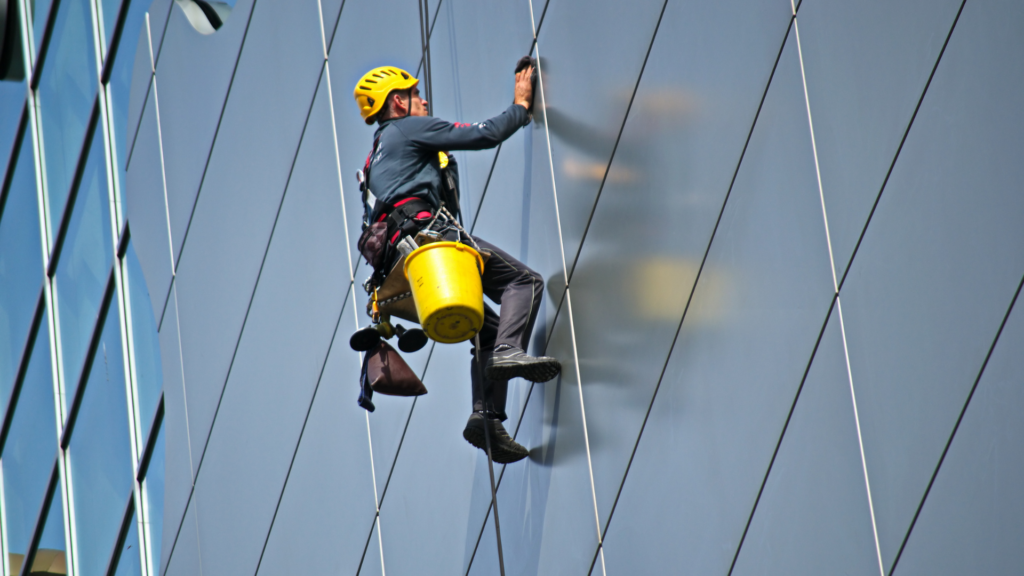 Preventing falls from height at work with Sabentis