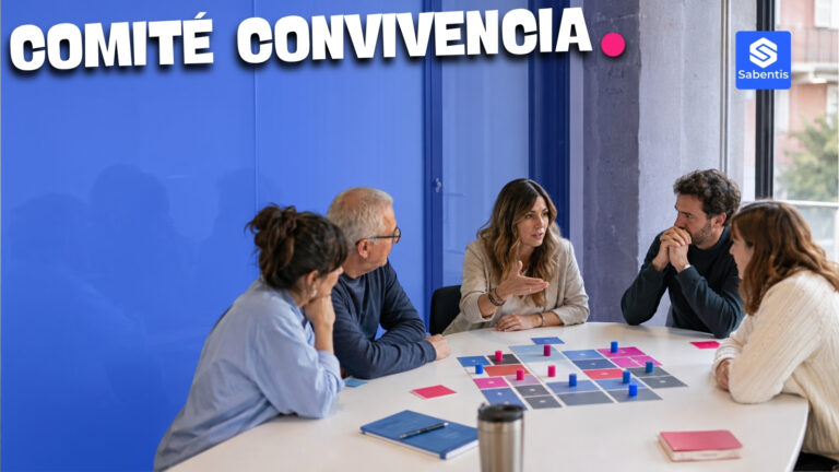 Integrantes de un comité de convivencia laboral reunidos en igualdad alrededor de una mesa redonda